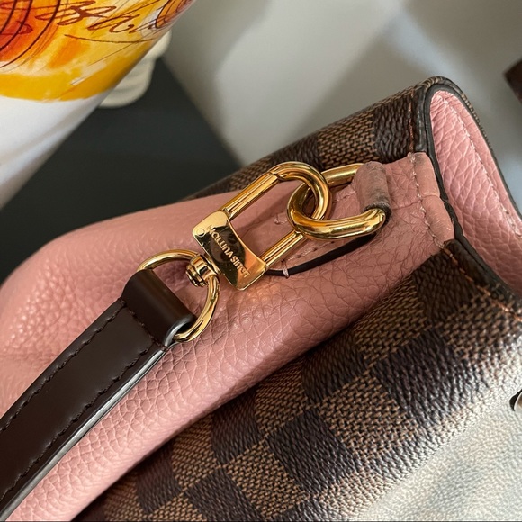 ❌SOLD❌ Louis Vuitton Damier Ebene Taurillon Brittany Bag - Picture 13 of 16